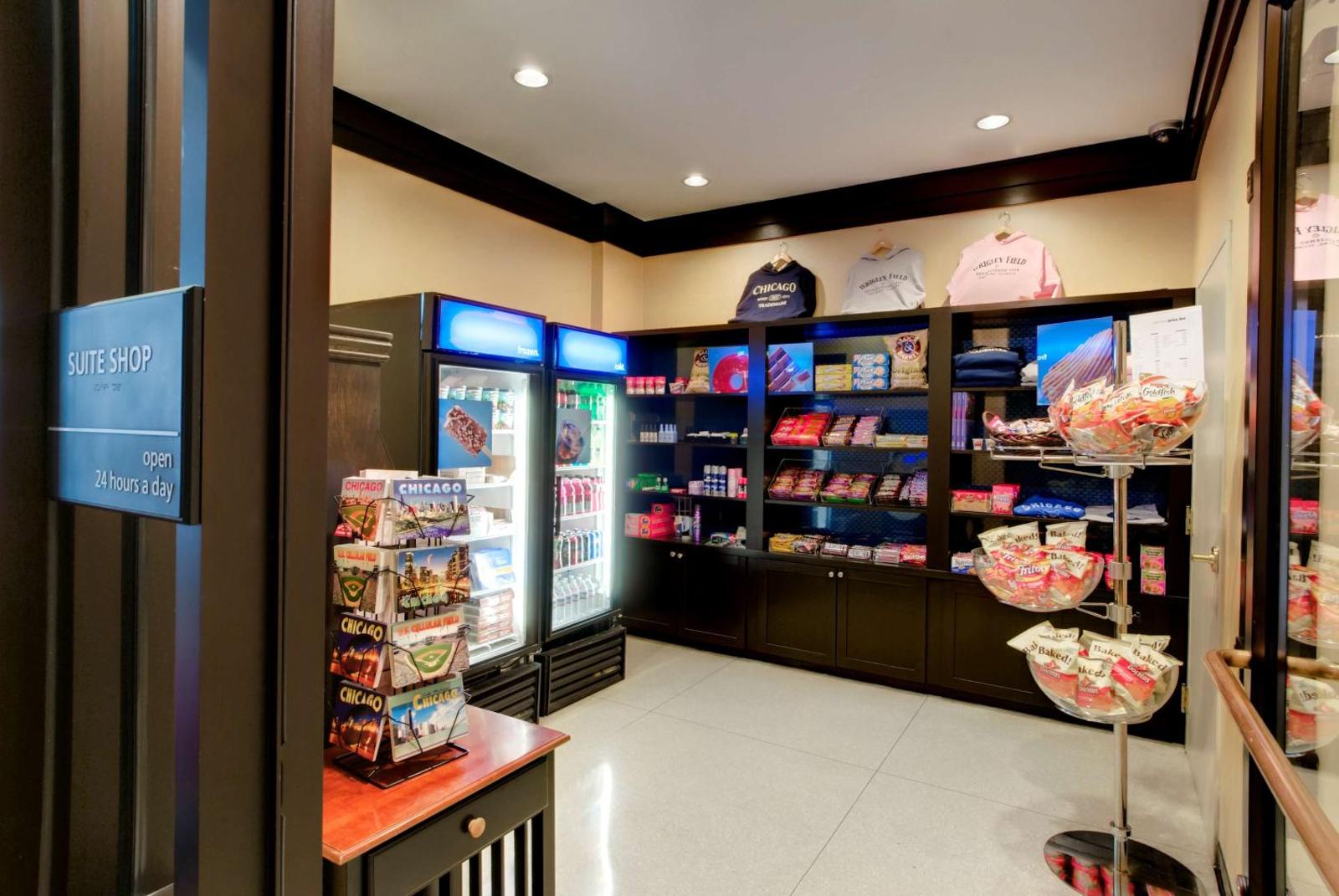 Hampton Inn & Suites Chicago-Downtown