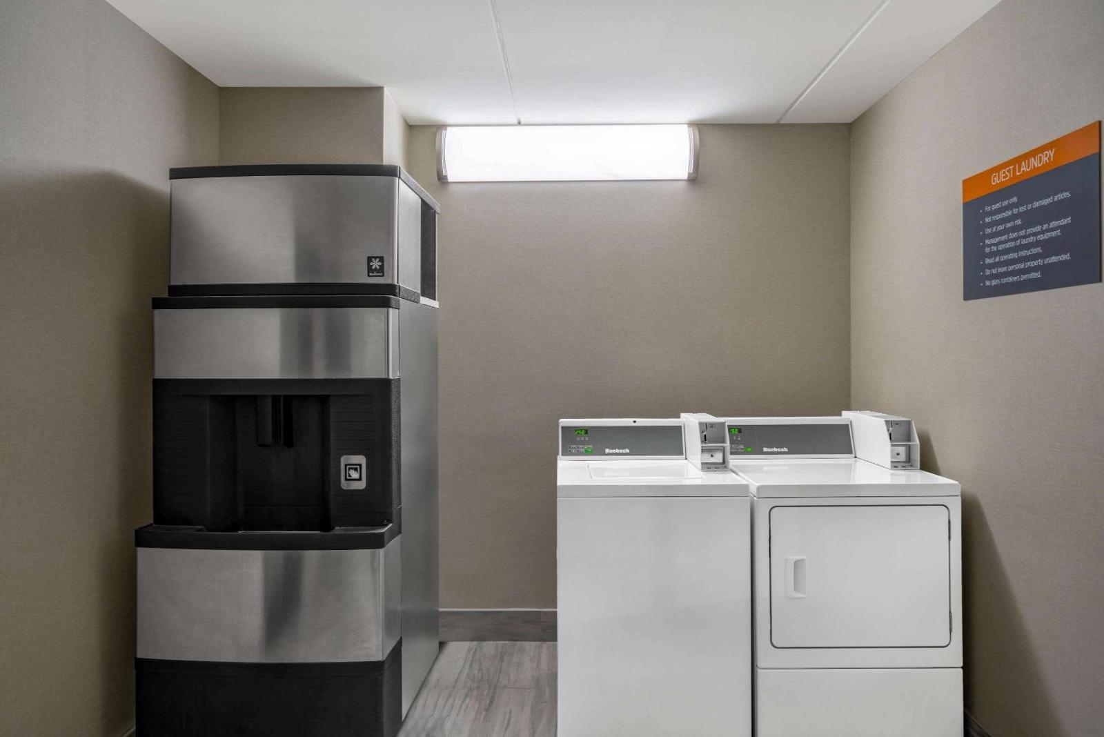 La Quinta by Wyndham Raleigh Downtown North