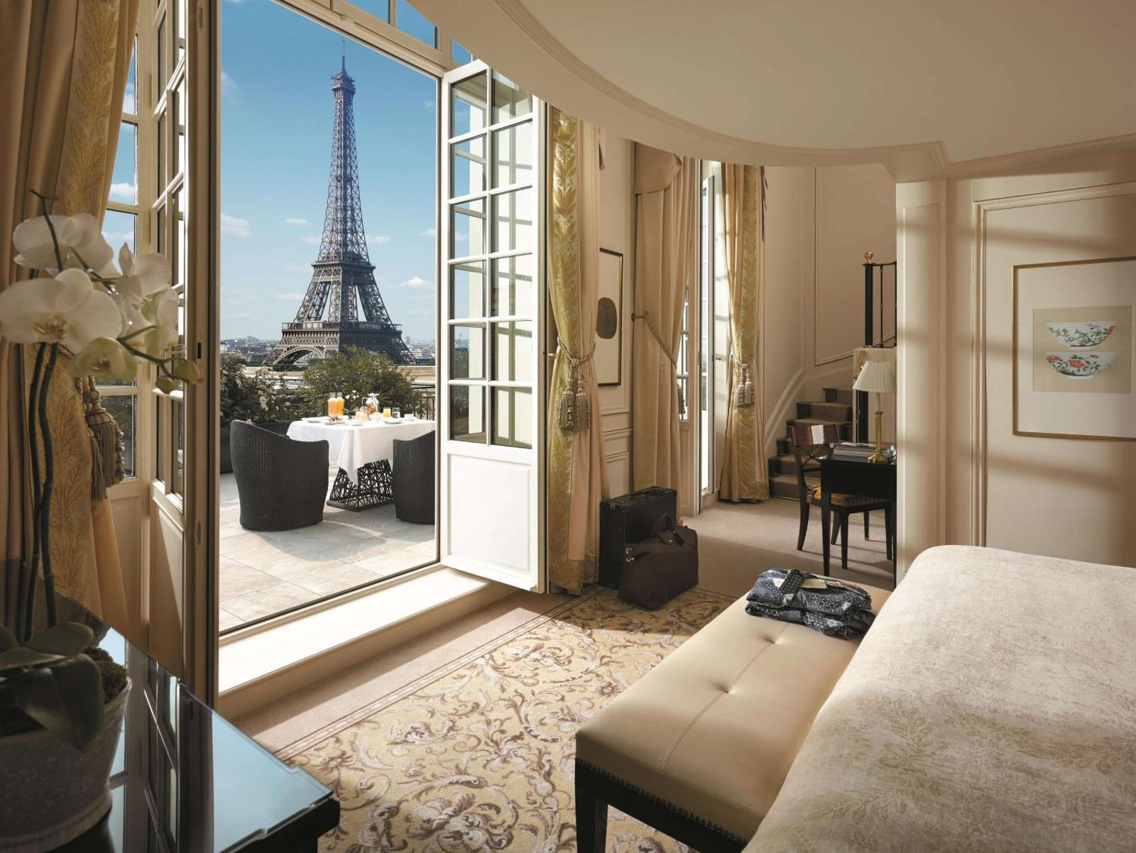 Shangri-la Hotel Paris