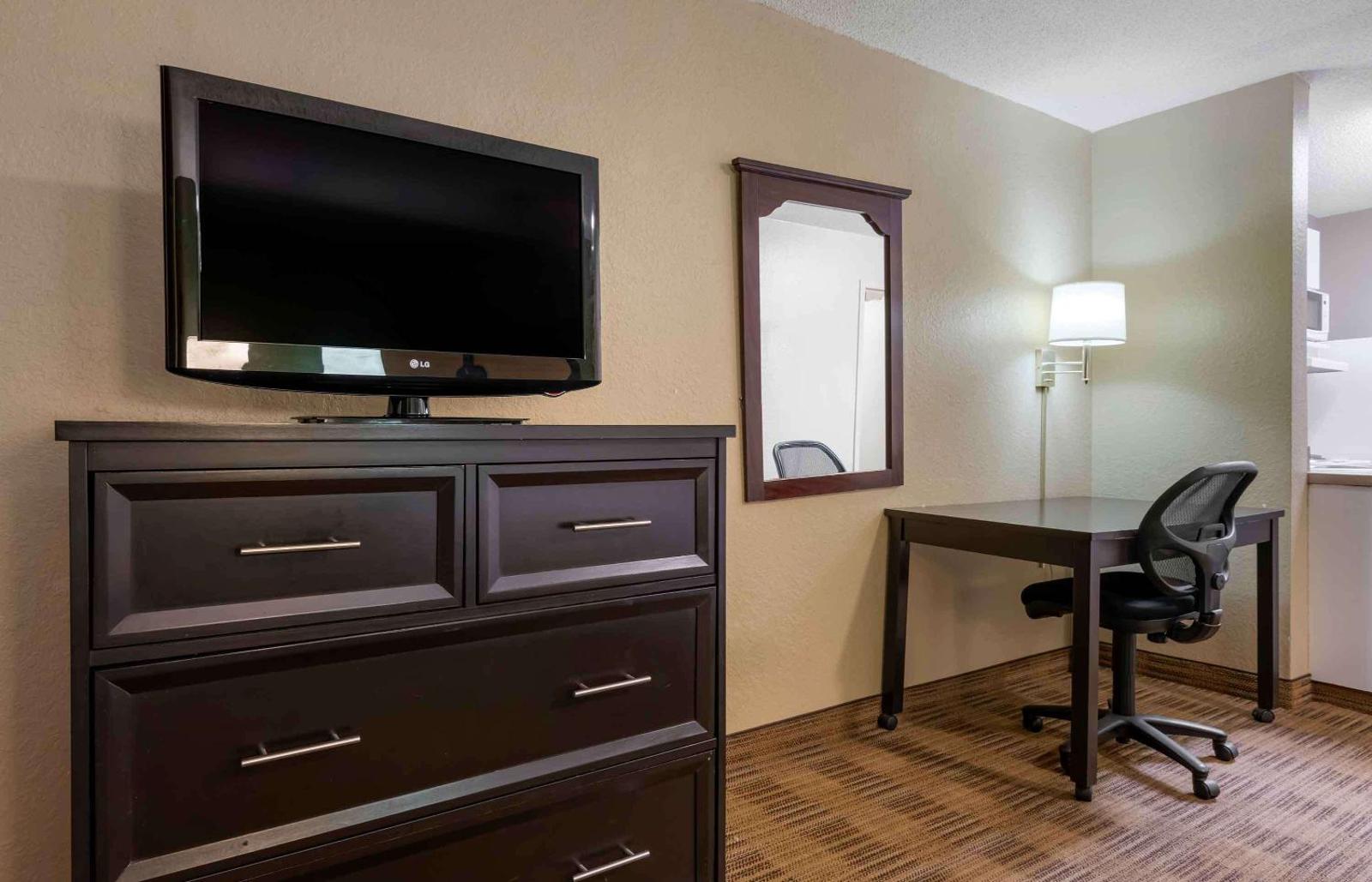 Extended Stay America - Jacksonville - Lenoir Avenue East