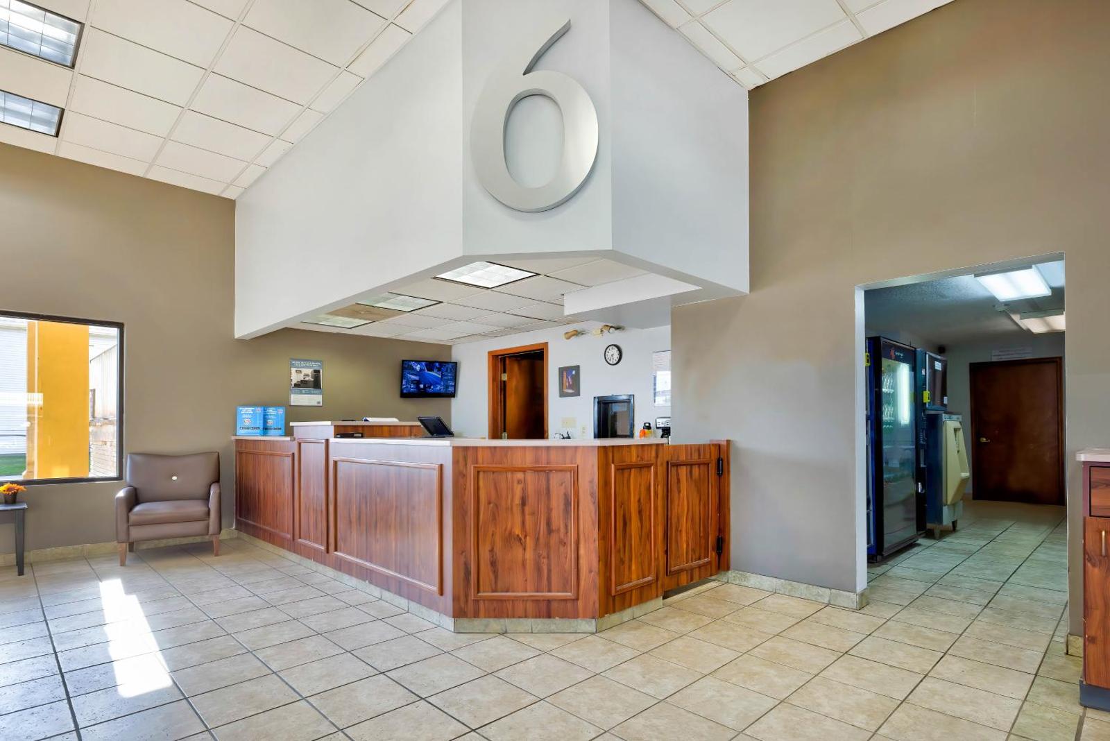 Econo Lodge Effingham