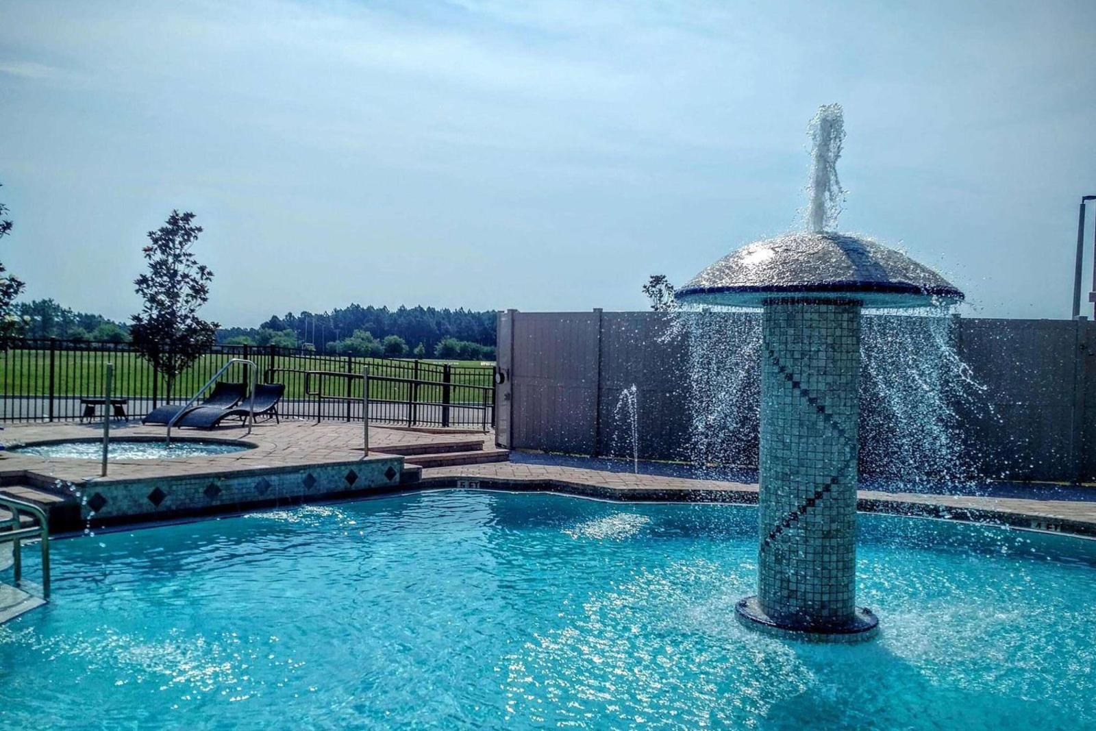 Marble Waters Hotel And Suites - Jacksonville