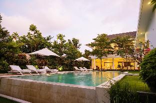 Villa Istana Putih by Nakula